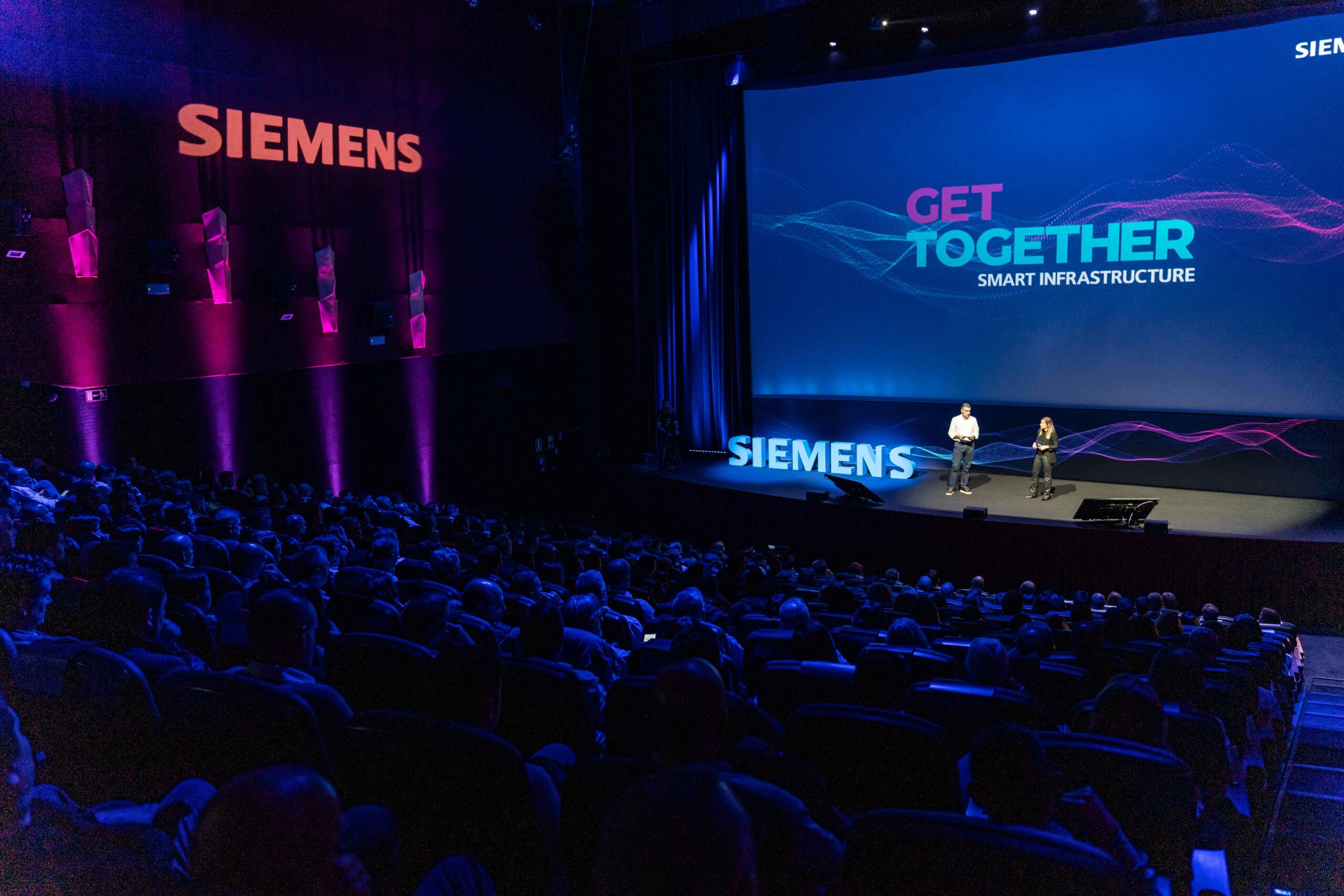 SIEMENS SMART INFRASTRUCTURE